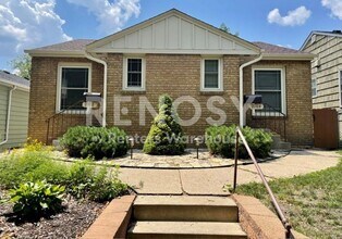 Building Photo - Fully Renovated 2BR / 2BA Home in Prime Whittier-Uptown Location