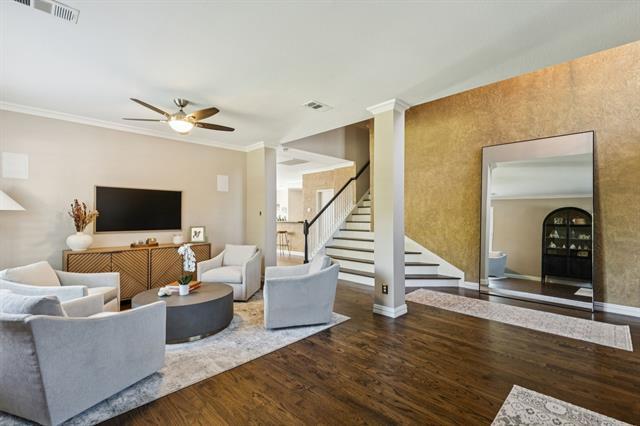 Building Photo - 5800 Palomino Dr