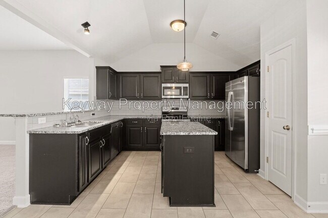 Building Photo - 221 Ducal St