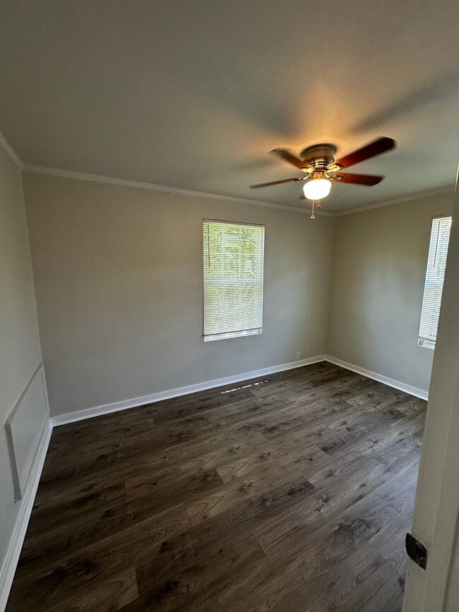 Building Photo - 3BD/1B home near VSU
