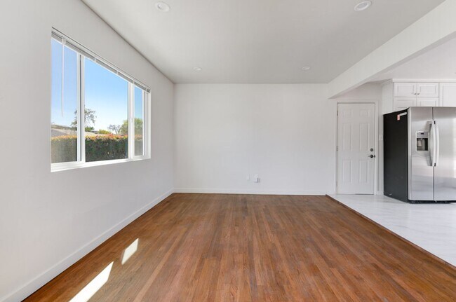 Building Photo - 4028 Casita Way