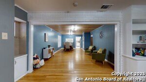 Building Photo - 146 Teakwood Ln