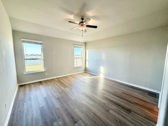 Building Photo - 4619 Grigio Pines Dr