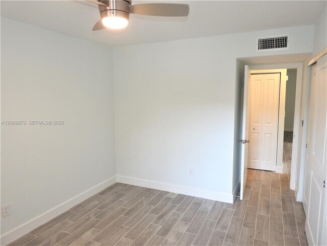 Building Photo - 8401 SW 107th Ave