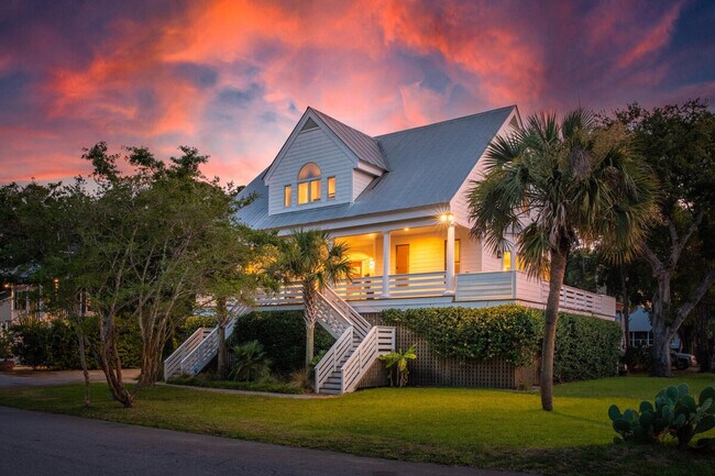 Building Photo - 1 Live Oak Dr