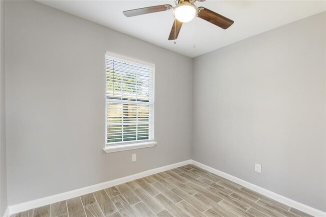 Building Photo - 711 Hamon Dr