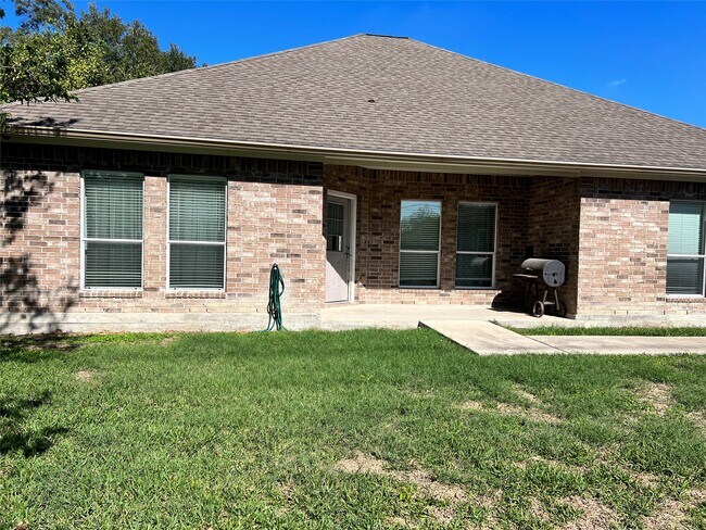 Building Photo - 13354 Knollcrest St