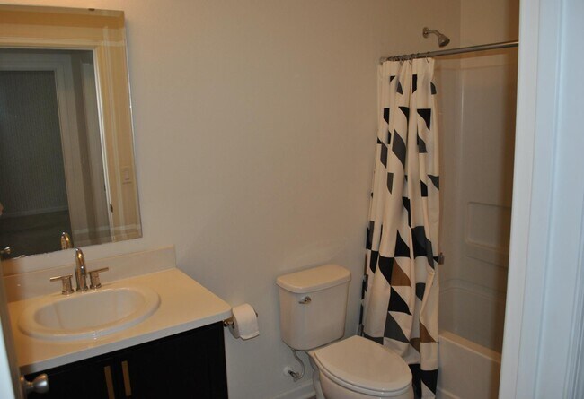 Building Photo - 612 Champion Ridge Dr