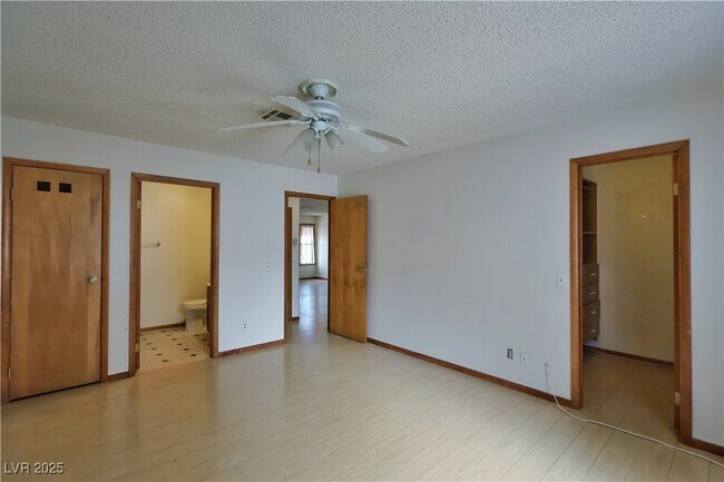 Building Photo - 6625 W Tropicana Ave