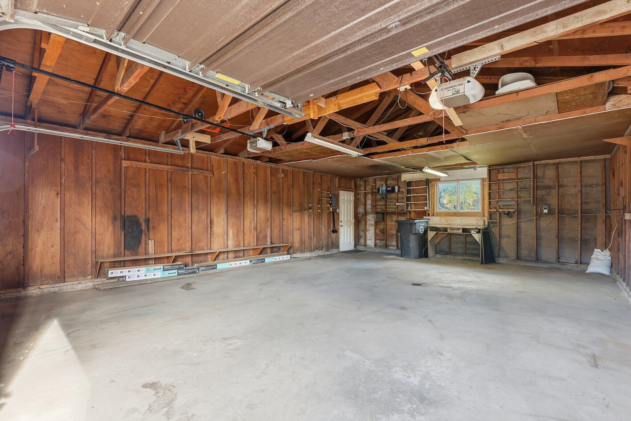 Building Photo - 2104 Prairie Ave