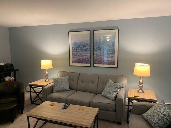 Building Photo - 421 Bellevue Ave