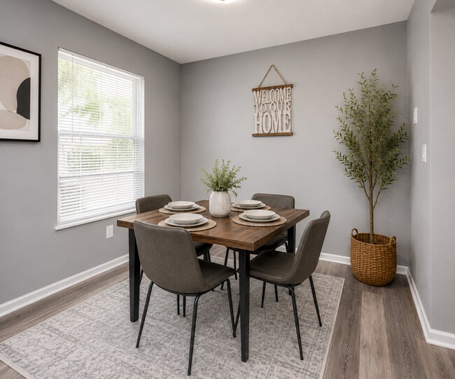Building Photo - Bent Tree Apartments- Everything you need! Right here!