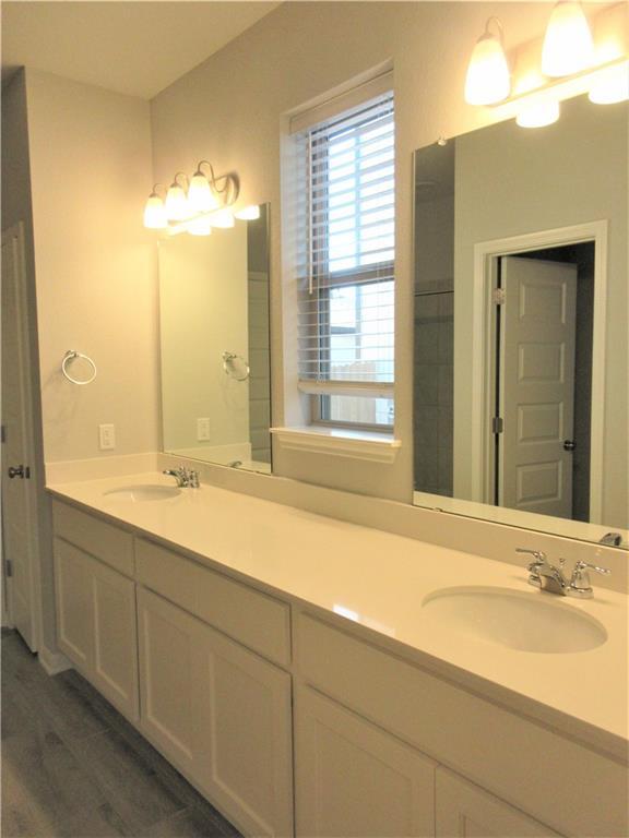 Building Photo - 2224 Pecan Island Dr