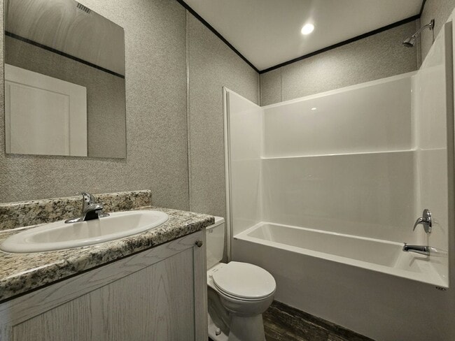 Building Photo - 1042 Myakka Dr