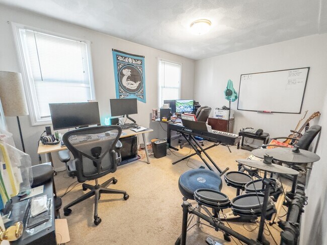 Building Photo - 28 Fisk Ave