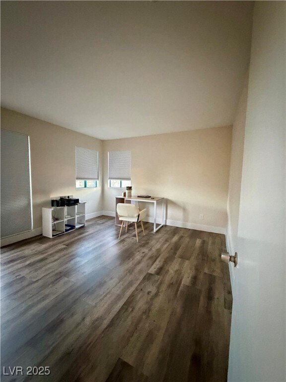 Building Photo - 1575 W Warm Springs Rd