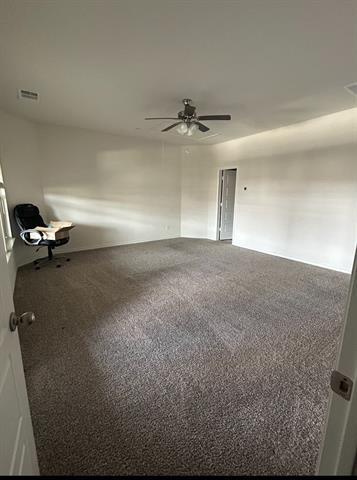 Building Photo - 2422 Klamath Dr