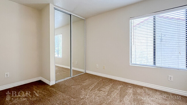 Building Photo - 15327 Braun Ct