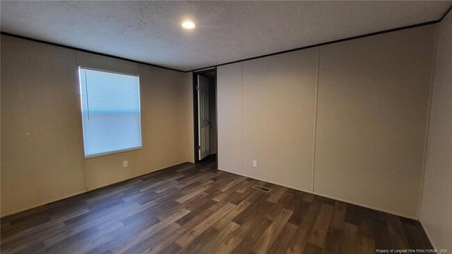 Building Photo - 4158 Meadow Rd