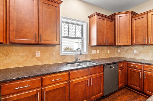 Building Photo - 368 Exeter Dr