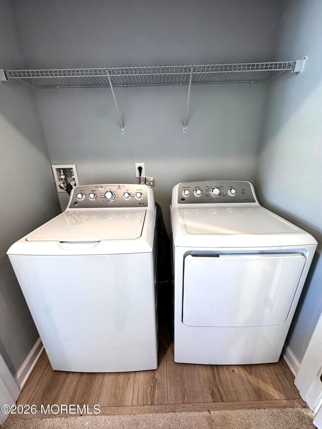 Building Photo - 207 Cyprus Ct