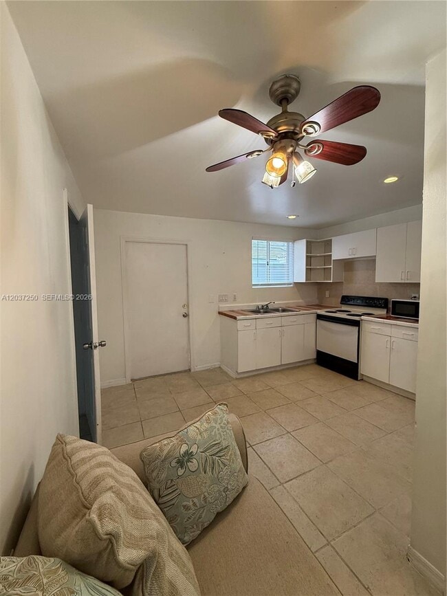 Building Photo - 14770 SW 60th St