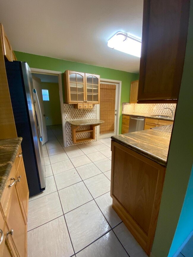 Building Photo - 4367 Edward Rd