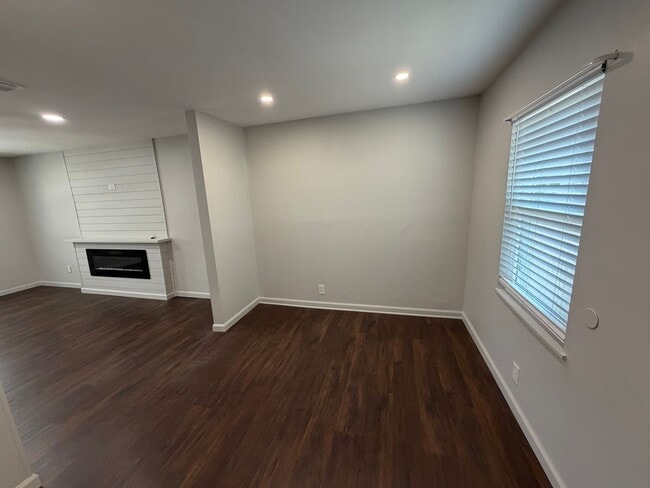 Building Photo - 1010 Minnesota Ave