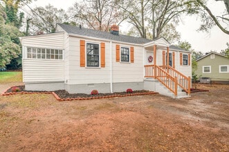 Building Photo - 107 S Estate Dr