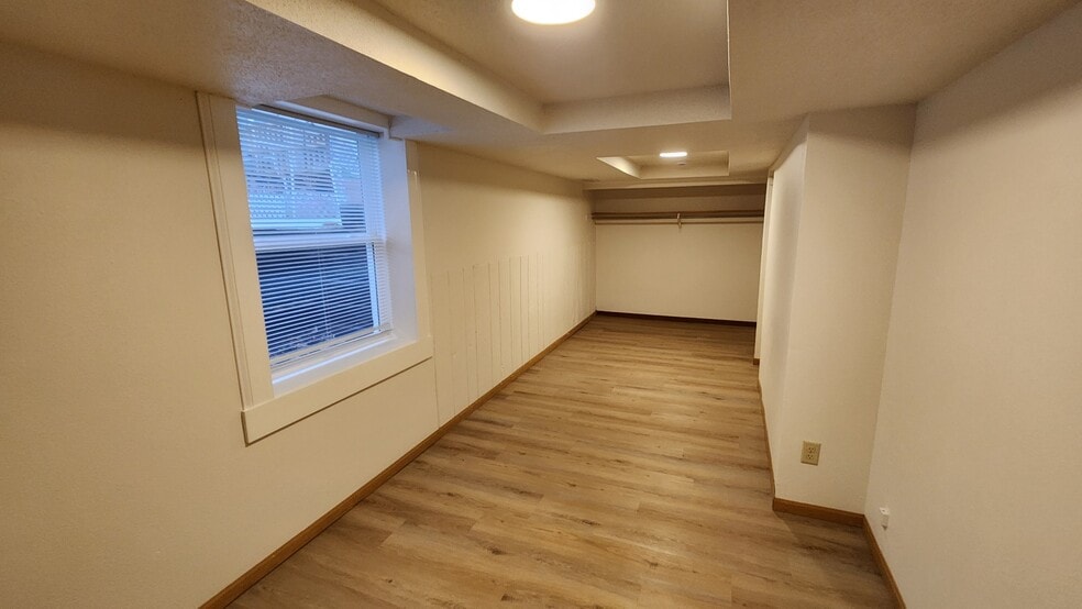 Building Photo - 609 Rose St