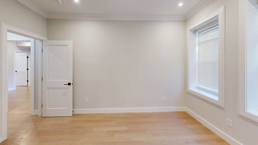 Building Photo - 164 Allston St