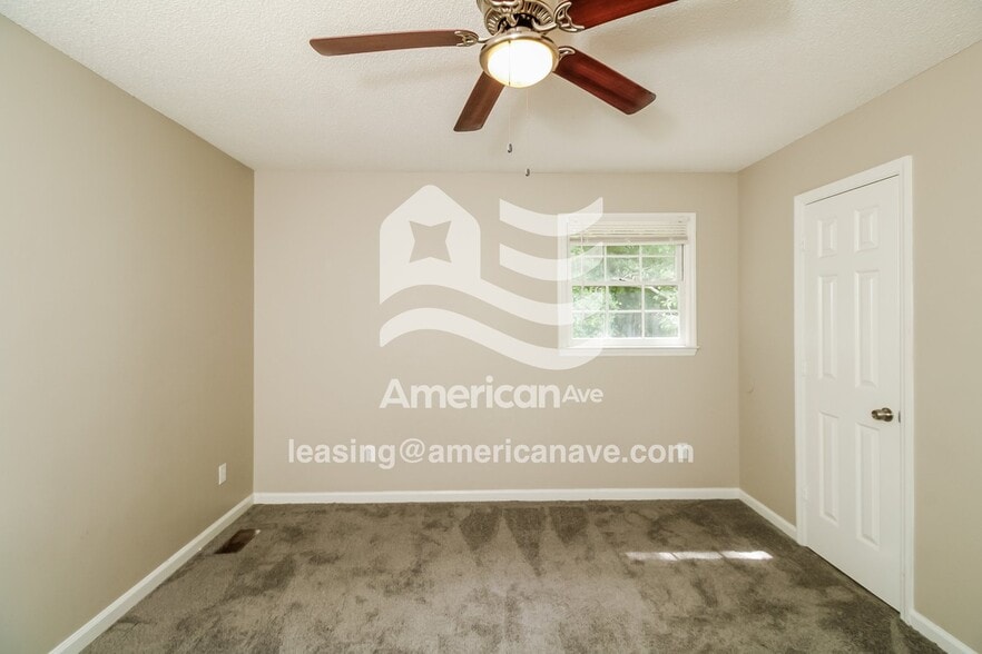 Building Photo - 1260 State Rd S-28-101