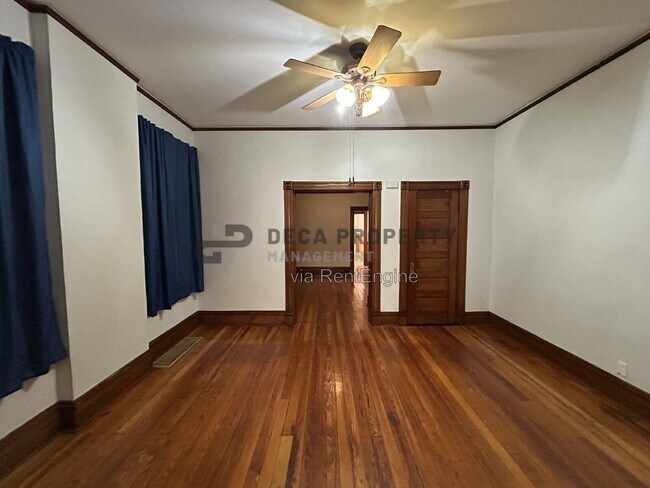 Building Photo - 2304 Russell Blvd