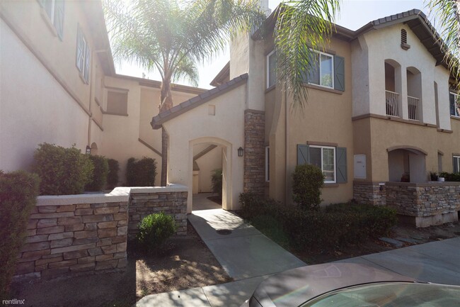 Building Photo - 1 br, 1 bath Condo - 26444 Arboretum Way U...