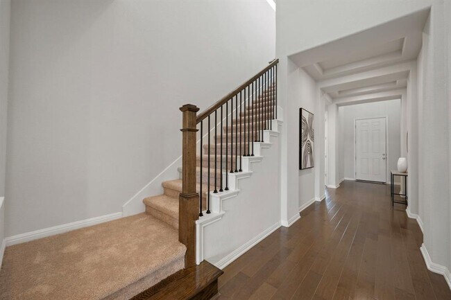 Building Photo - 1416 Reprise Bnd