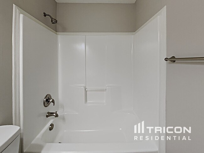 Building Photo - 1212 Green River Ct