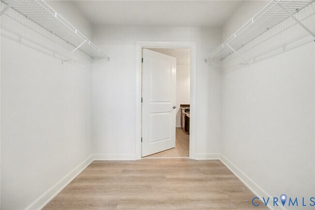 Building Photo - 1101 Haxall Point