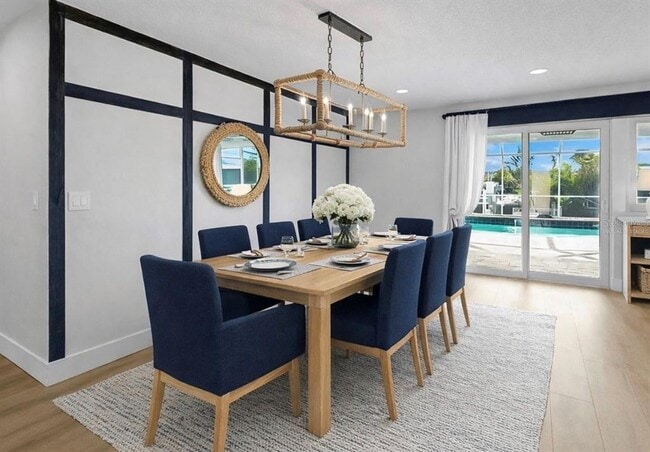 Building Photo - 6515 Santiago Ct