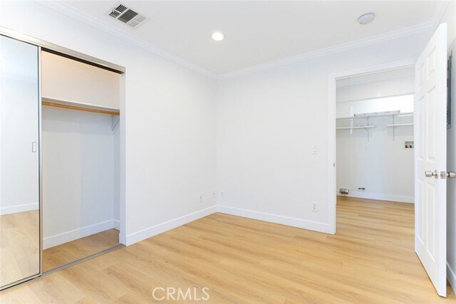 Building Photo - 10531 Greenburn Ave
