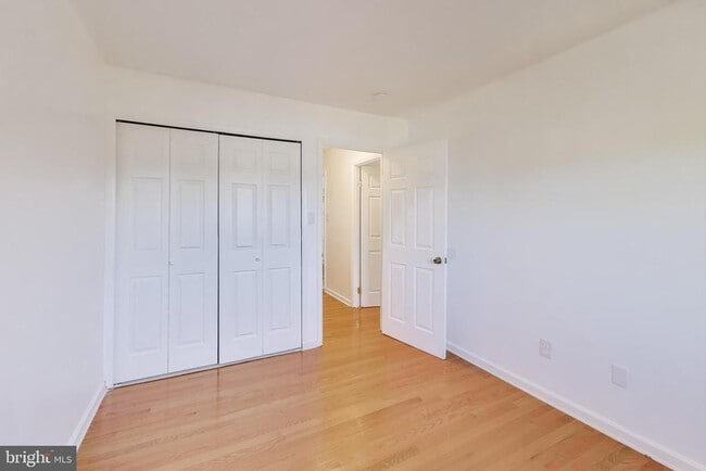 Building Photo - 16 Orchard Dr