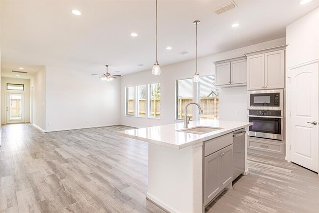 Building Photo - 2850 Orange Leaf Dr