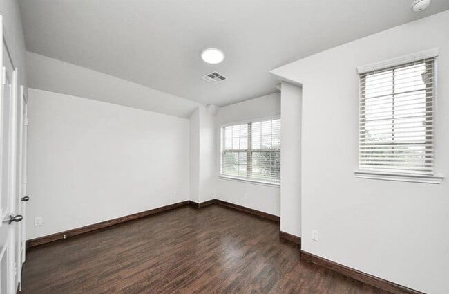 Building Photo - 17031 Iver Ironwood Trl