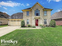 Building Photo - 7233 Crape Myrtle Dr