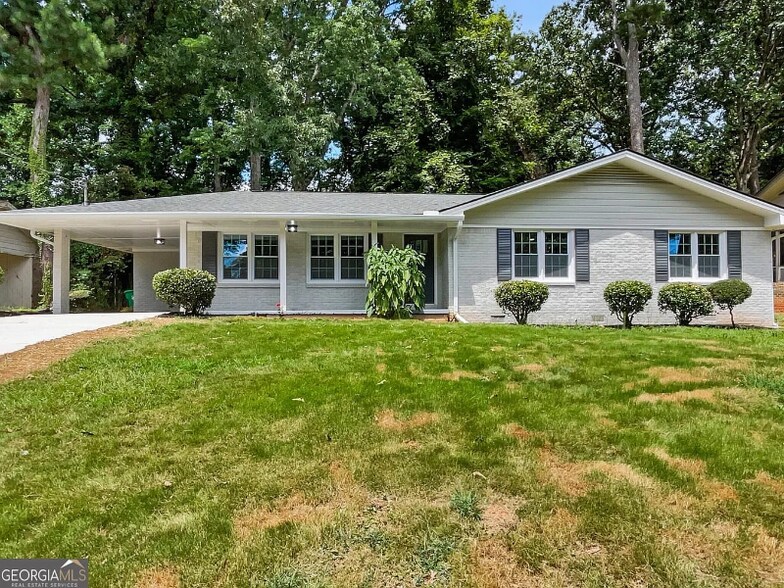 Building Photo - 2685 Rainbow Ridge Rd