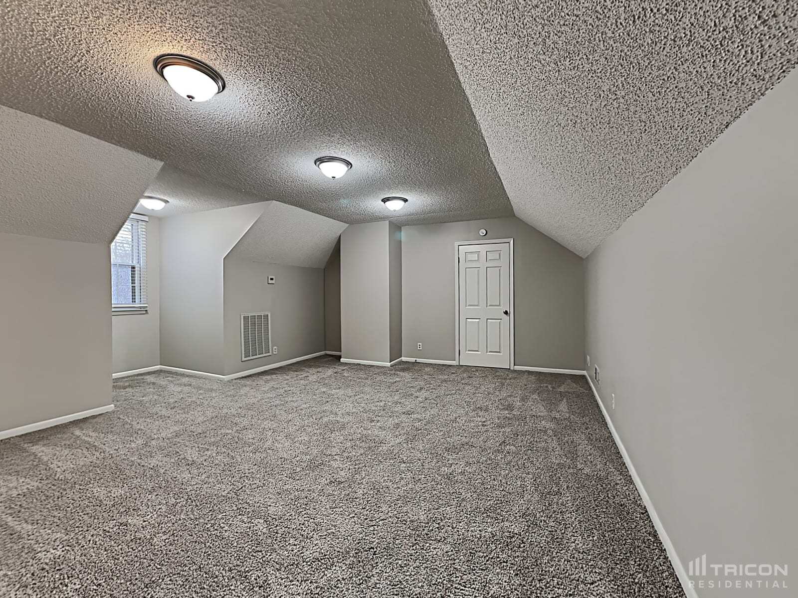 Building Photo - 730 Brushy Ridge Dr