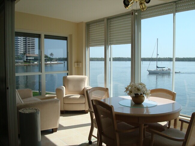 Primary Photo - 52 Yacht Club Dr