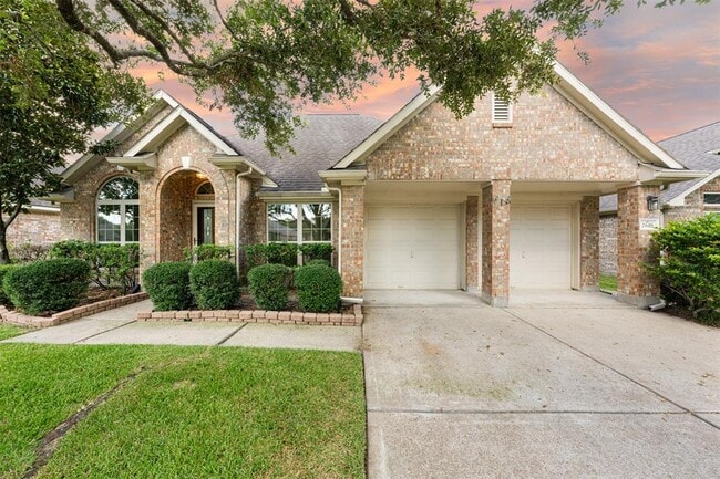 Primary Photo - 2618 Parkbriar Ln