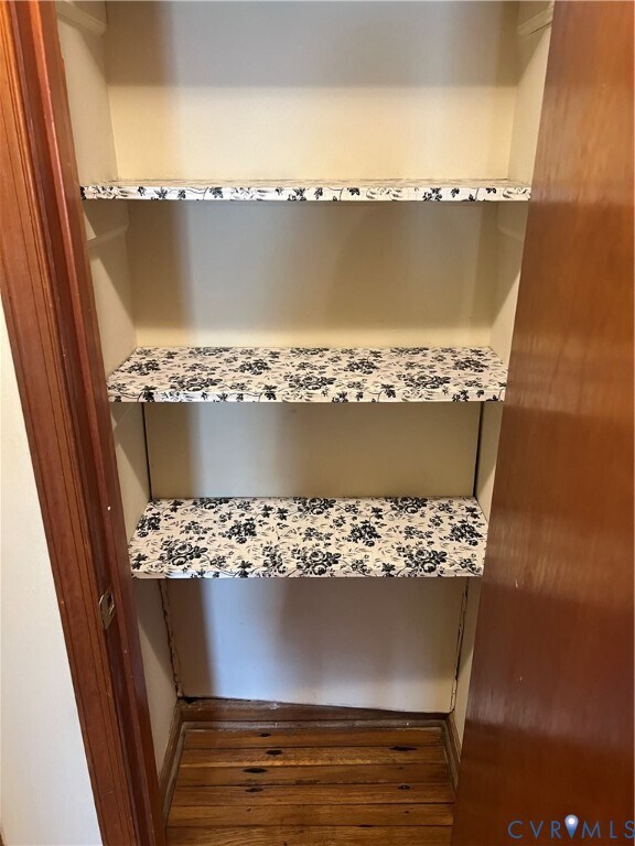 Building Photo - 901 Cedar Level Rd