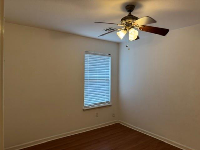 Building Photo - 532 Lone Oak Dr