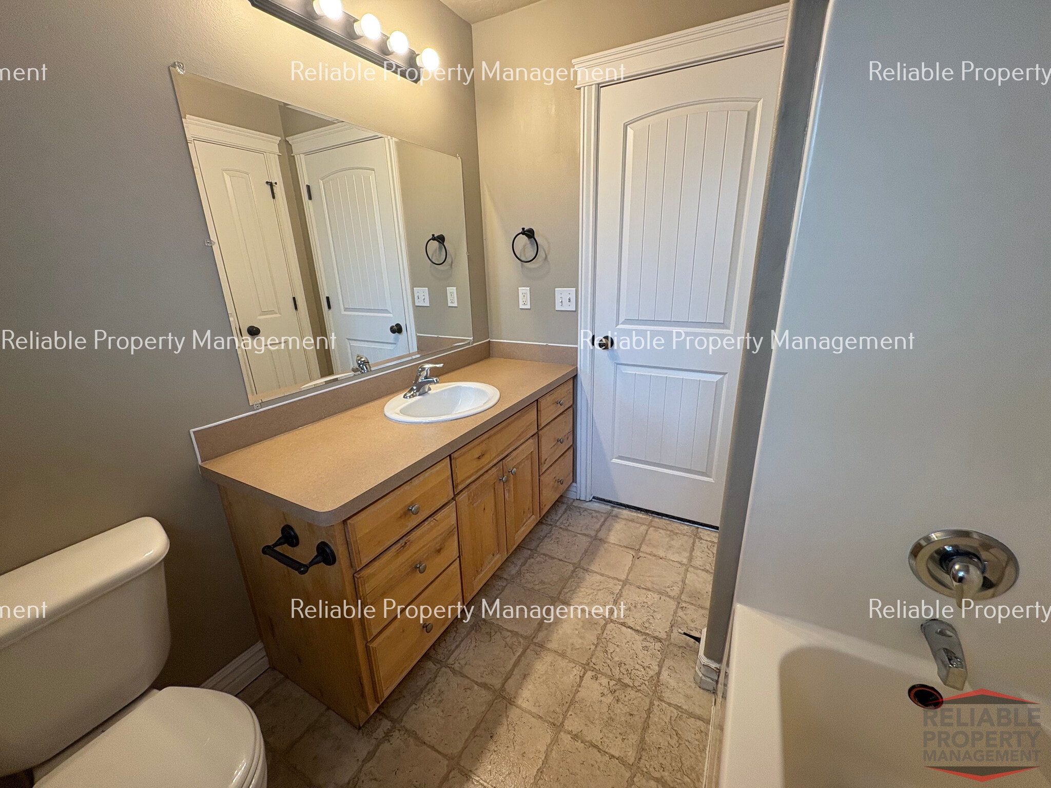 Building Photo - 1213 Cornerstone Dr